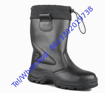 Waterresistance Safety Shoes Black Thermal Insulation Ideal for Cold Weather Jobs Ensuring Safety and Warmth During Work